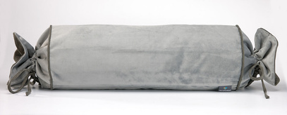 Wałek poduszka Silver Candy z wkładem 20 x 58 cm  We Love Beds