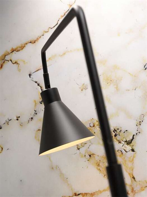 Lampa podłogowa Lion czarna 