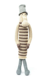 Trąbalin w brązowych rękawiczkach  H37 cm