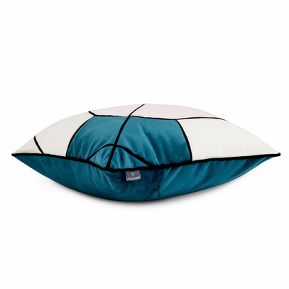 Poduszka dekoracyjna z wypełnieniem MILAN 45 x 45 cm We Love Beds