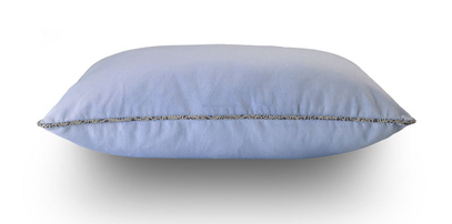 Poduszka dekoracyjna z wkładem Serenity 40 x 60 cm  We Love Beds
