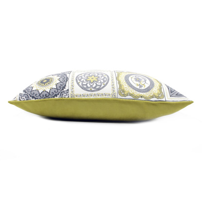 Poduszka dekoracyjna z wkładem Spain Mosaic Green 60 x 60 cm  We Love Beds