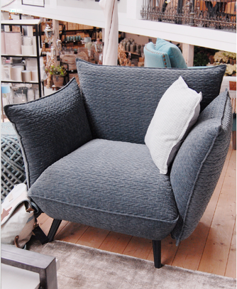 Fotel ALKMAARA 98 x B 83 x C 82 cm
