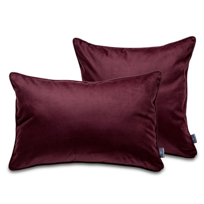 Poduszka dekoracyjna z wkładem Eggplant 40 x 60 cm  We Love Beds