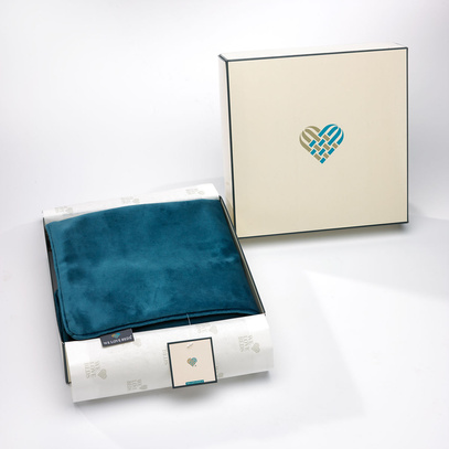 Poduszka dekoracyjna z wkładem Teal 50 x 50 cm  We Love Beds