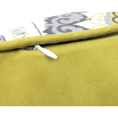 Poduszka dekoracyjna z wkładem Spain Mosaic Green 60 x 60 cm  We Love Beds