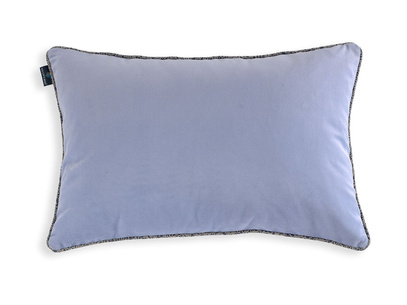 Poduszka dekoracyjna z wkładem Serenity 40 x 60 cm  We Love Beds