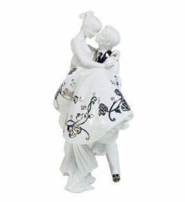 Figura porcelanowa THE HAPPIEST DAY (RE-DECO) 01007055 Lladro