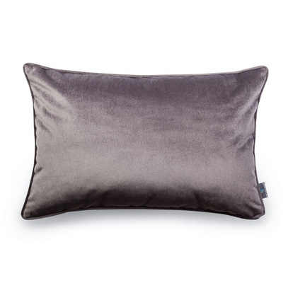 Poduszka dekoracyjna z wkładem Dove 40 x 60 cm  We Love Beds